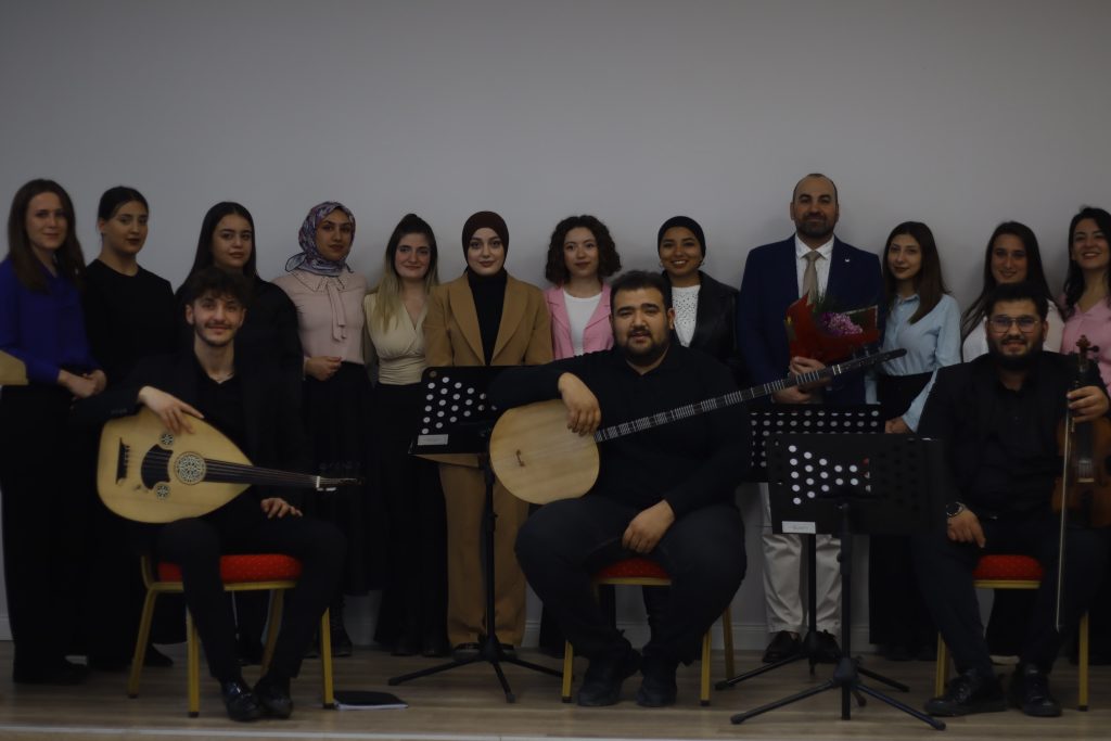 Kastamonu Üniversitesi İletişim Fakültesi Öğrencilerinden Huzurevi Sanat Projesi